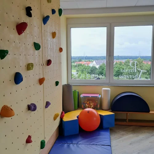 Kletterwand für die therapeutische Behandlung